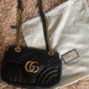 Gucci GG Marmont Matelasse (Black)